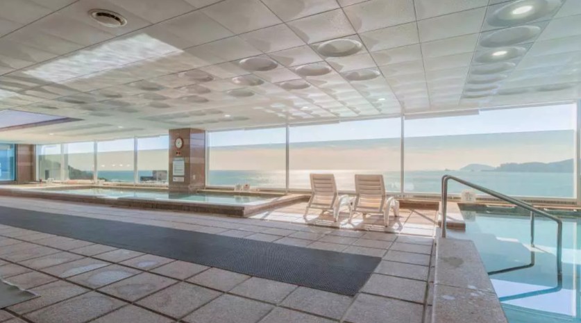 海雲台Hill SPA 汗蒸幕，擁有海雲台沙灘海景+路仙服務 (裡面有CU！)