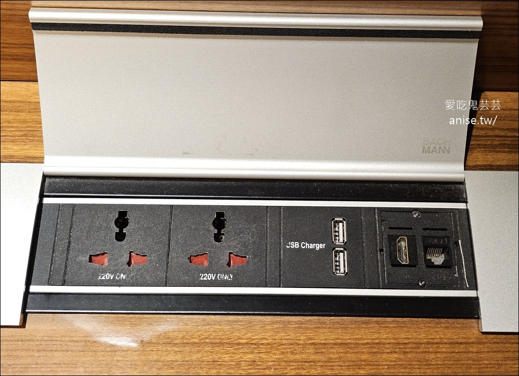 釜山西面住宿 | 阿班飯店，訂房網站評價8.8高分飯店，早餐出頭好多！