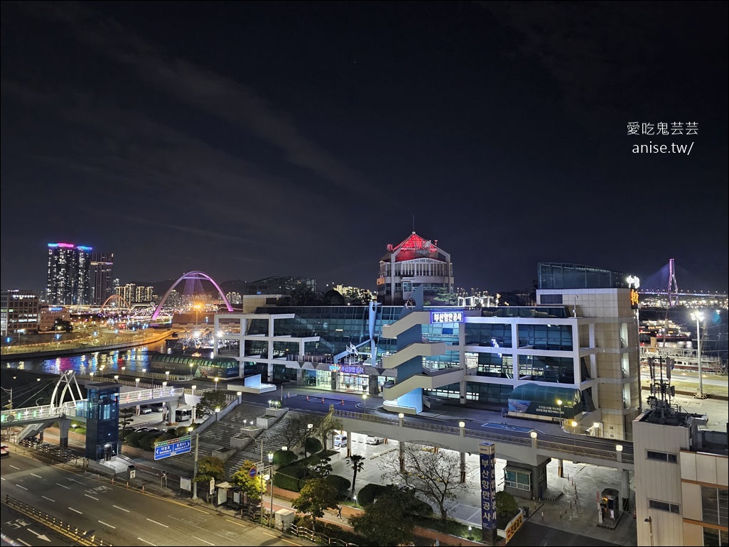 南浦洞住宿 | 釜山連結飯店 Connect Busan Hotel，樂天百貨、地鐵站旁，地理位置絕佳 (有海景哦)
