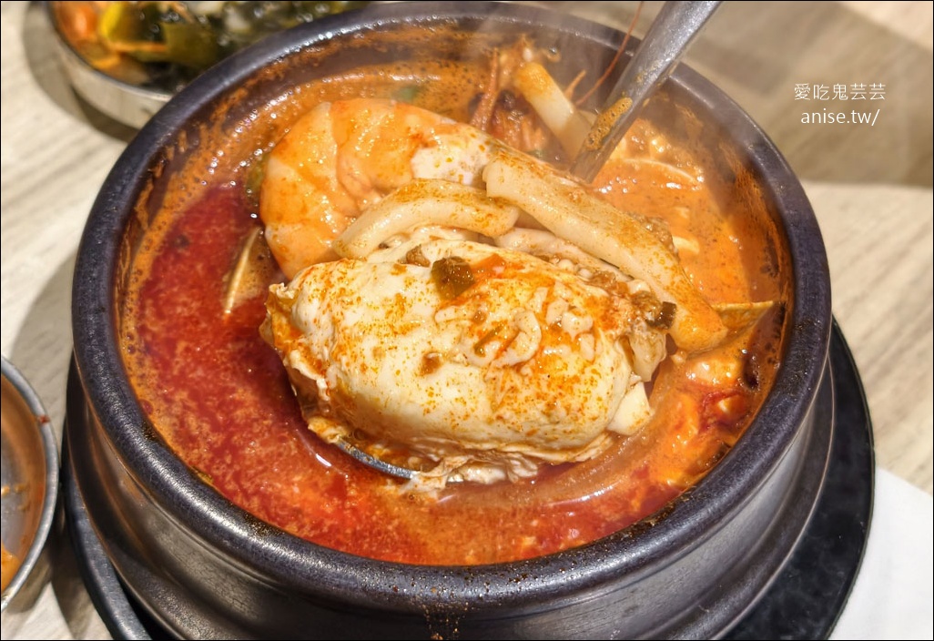 東區烤肉 | 燒酒烤烤豬，想吃韓式小菜就來這裡！都是店家自己做的哦~