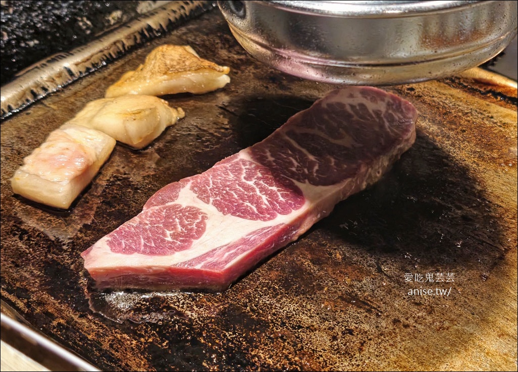 東區烤肉 | 燒酒烤烤豬，想吃韓式小菜就來這裡！都是店家自己做的哦~