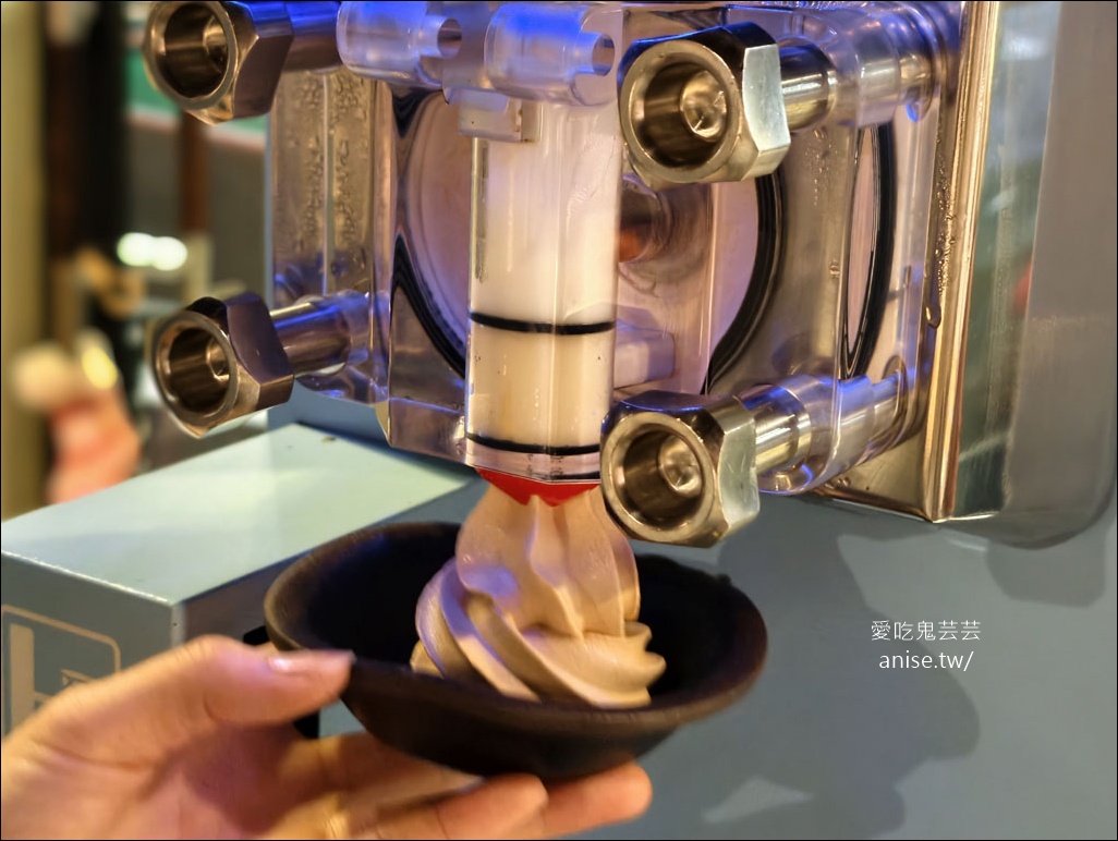 東區烤肉 | 燒酒烤烤豬，想吃韓式小菜就來這裡！都是店家自己做的哦~