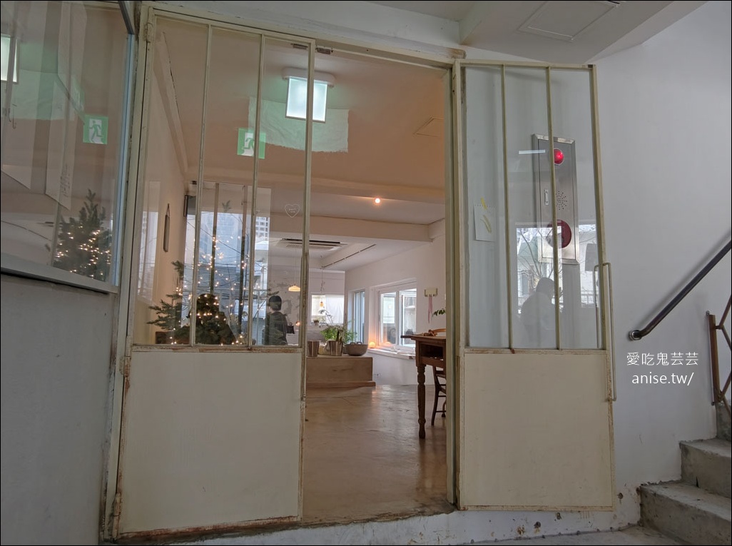 廣安里咖啡廳 | HELMET 헬멧,韓系復古文青風,小清新好好拍 廣安里咖啡廳 | HELMET 헬멧,韓系復古文青風,小清新好好拍