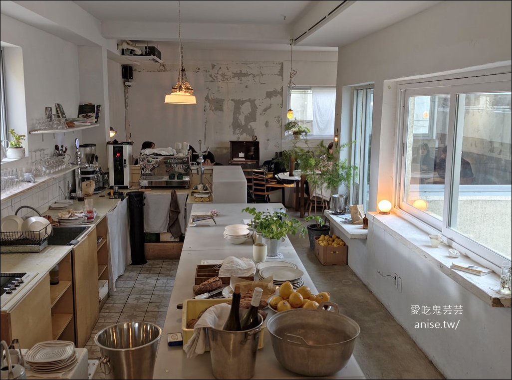 廣安里咖啡廳 | HELMET 헬멧,韓系復古文青風,小清新好好拍 廣安里咖啡廳 | HELMET 헬멧,韓系復古文青風,小清新好好拍