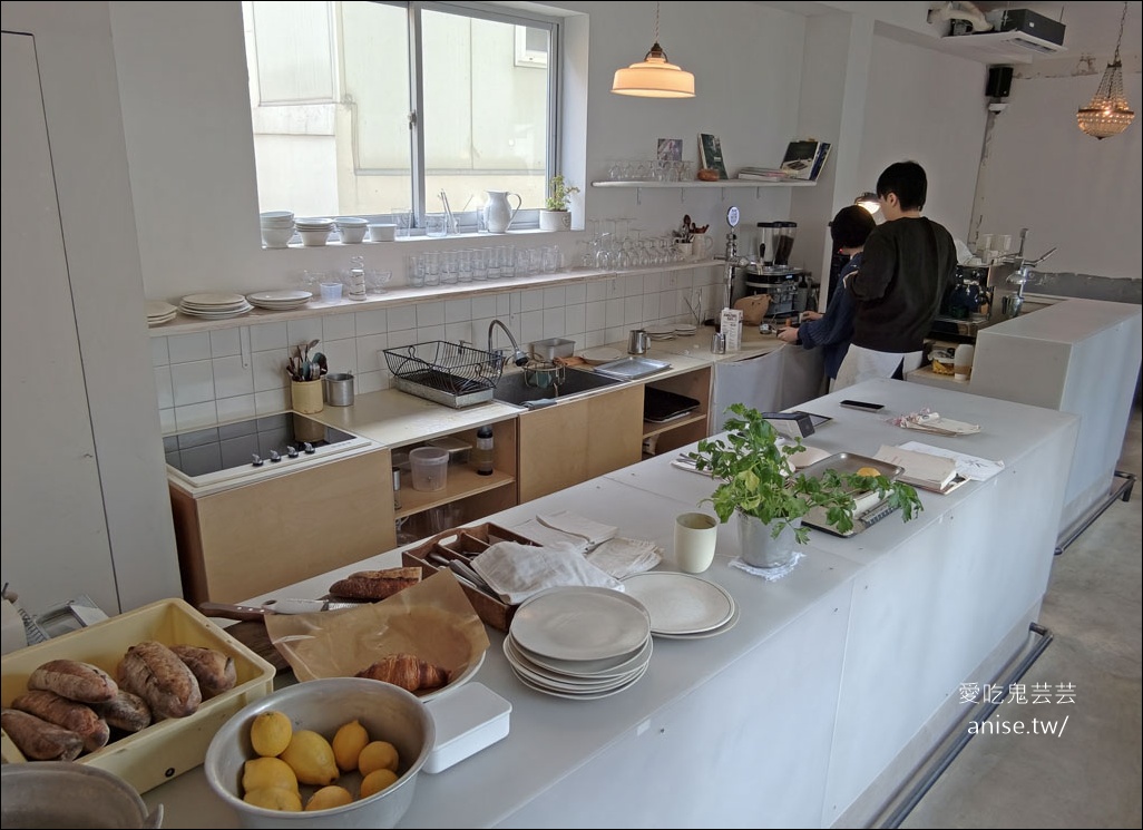 廣安里咖啡廳 | HELMET 헬멧,韓系復古文青風,小清新好好拍 廣安里咖啡廳 | HELMET 헬멧,韓系復古文青風,小清新好好拍