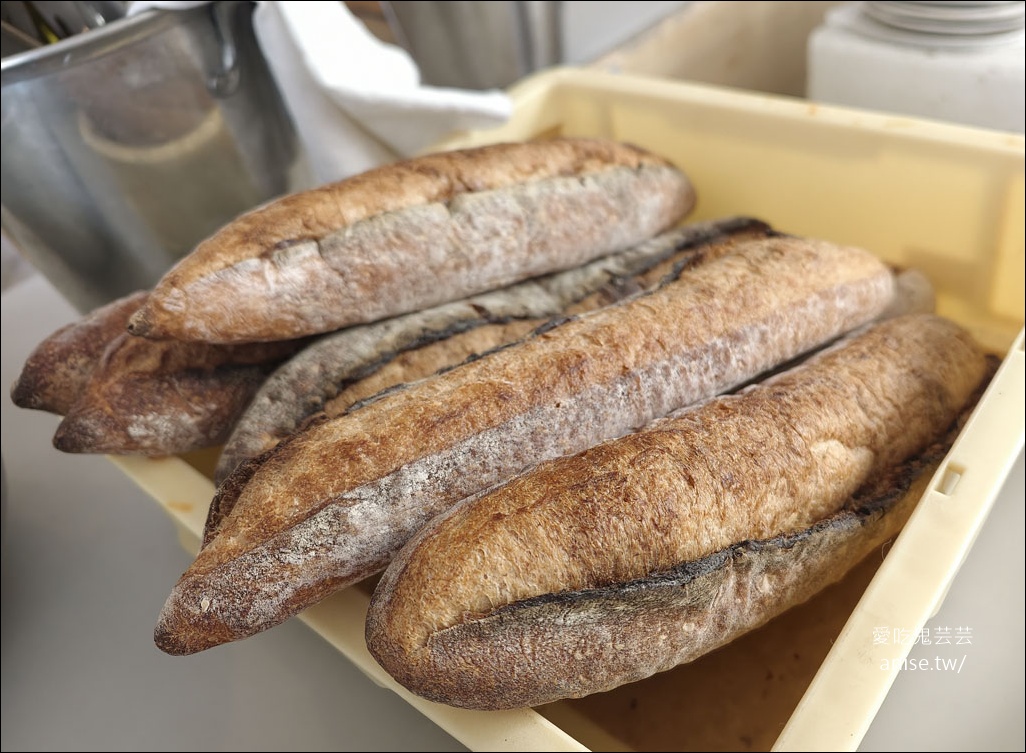 廣安里咖啡廳 | HELMET 헬멧,韓系復古文青風,小清新好好拍 廣安里咖啡廳 | HELMET 헬멧,韓系復古文青風,小清新好好拍