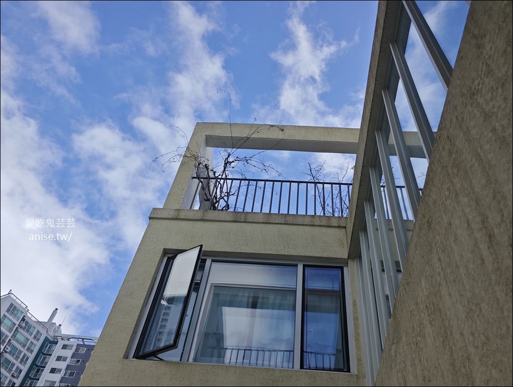 廣安里咖啡廳 | HELMET 헬멧,韓系復古文青風,小清新好好拍 廣安里咖啡廳 | HELMET 헬멧,韓系復古文青風,小清新好好拍