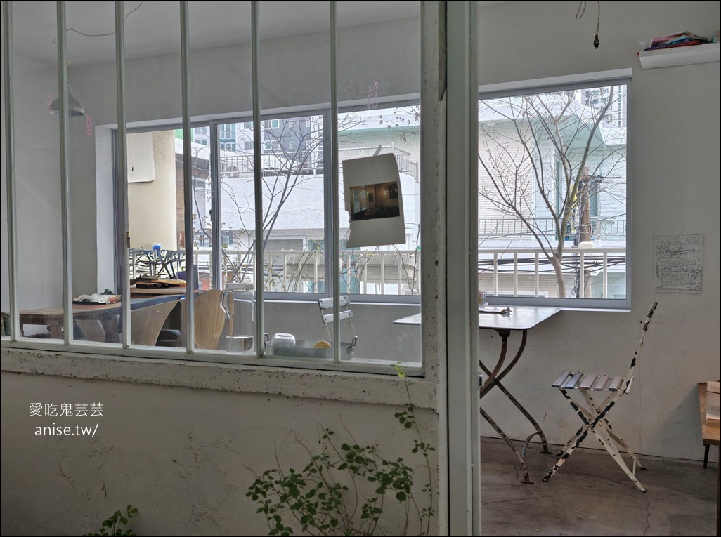 廣安里咖啡廳 | HELMET 헬멧,韓系復古文青風,小清新好好拍 廣安里咖啡廳 | HELMET 헬멧,韓系復古文青風,小清新好好拍