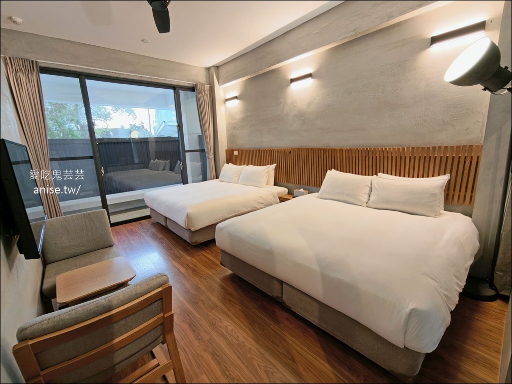 瑞穗溫泉住宿 | 山下的厝溫泉民宿，滿是溫泉花的黃金湯