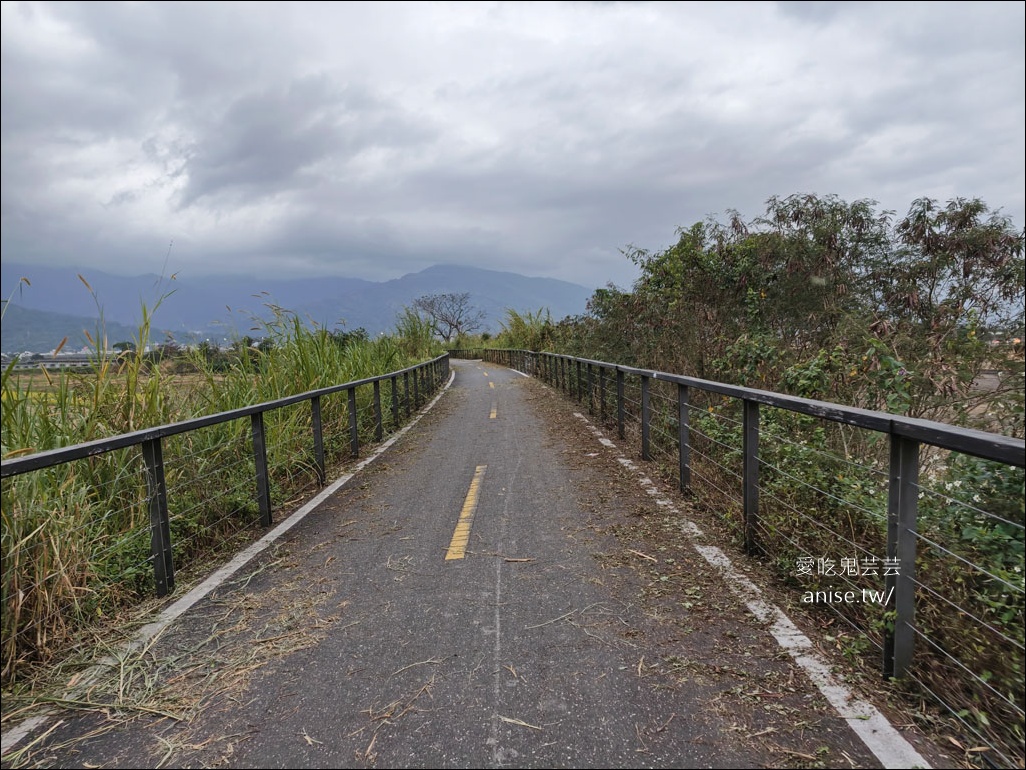 花蓮玉里 | 歐亞板塊及菲律賓海板塊交界紀念碑 (玉富自行車道),一腳一個板塊超酷~ 花蓮玉里 | 歐亞板塊及菲律賓海板塊交界紀念碑 (玉富自行車道),一腳一個板塊超酷~