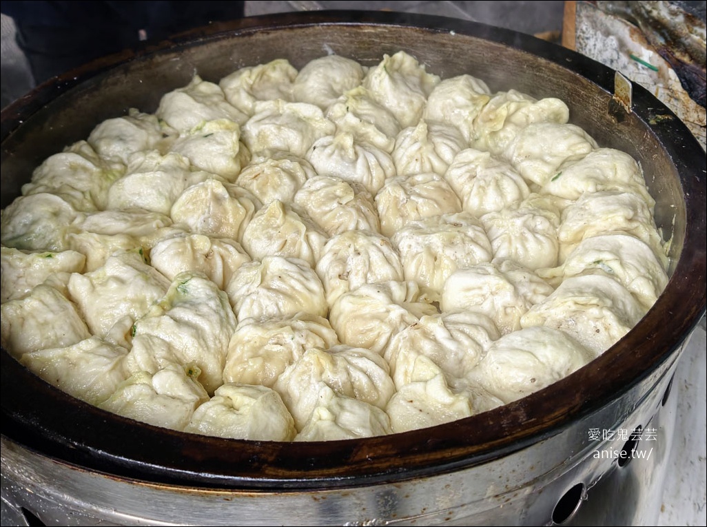 花蓮一元飯店，乾烙韭菜盒平價好吃！