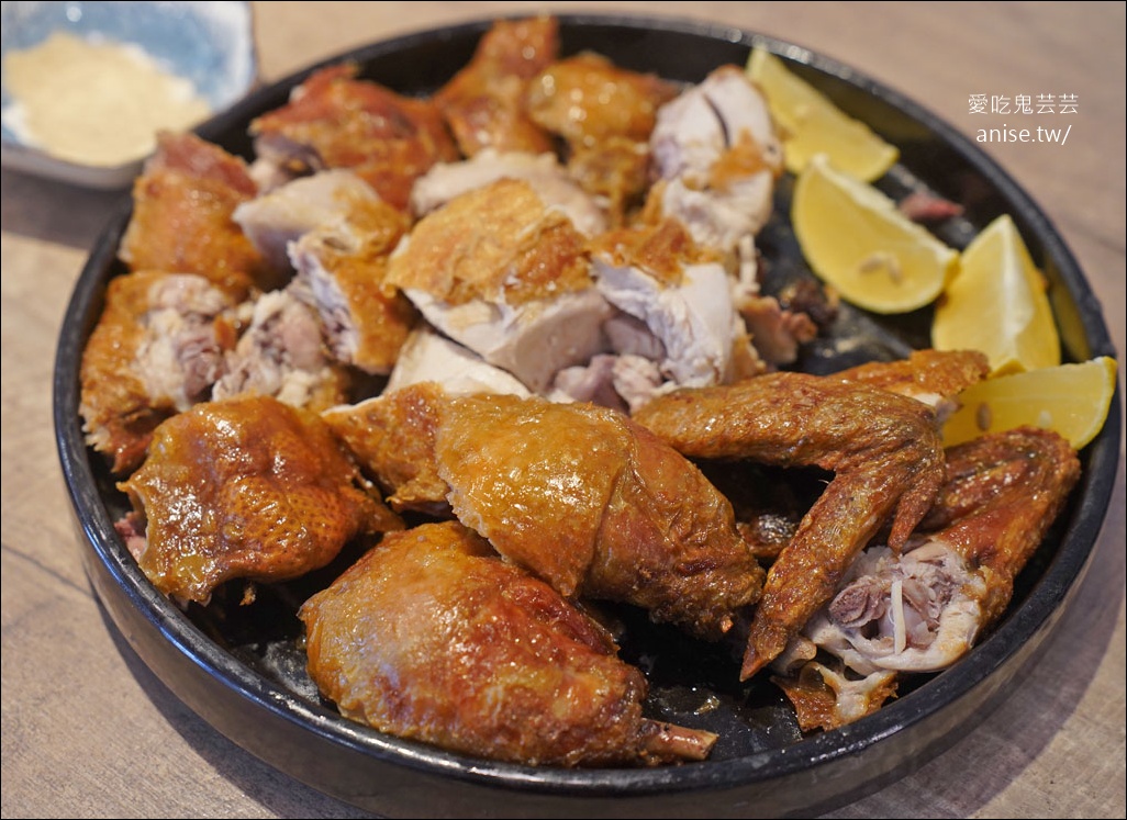 深紅海鮮鍋物,兩個人也可以屠龍!壽星當月加贈超好吃炸雞一隻 深紅海鮮鍋物,兩個人也可以屠龍!壽星當月加贈超好吃炸雞一隻