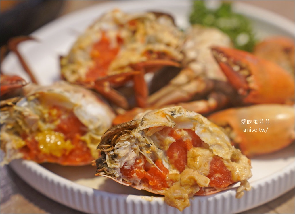 深紅海鮮鍋物,兩個人也可以屠龍!壽星當月加贈超好吃炸雞一隻 深紅海鮮鍋物,兩個人也可以屠龍!壽星當月加贈超好吃炸雞一隻