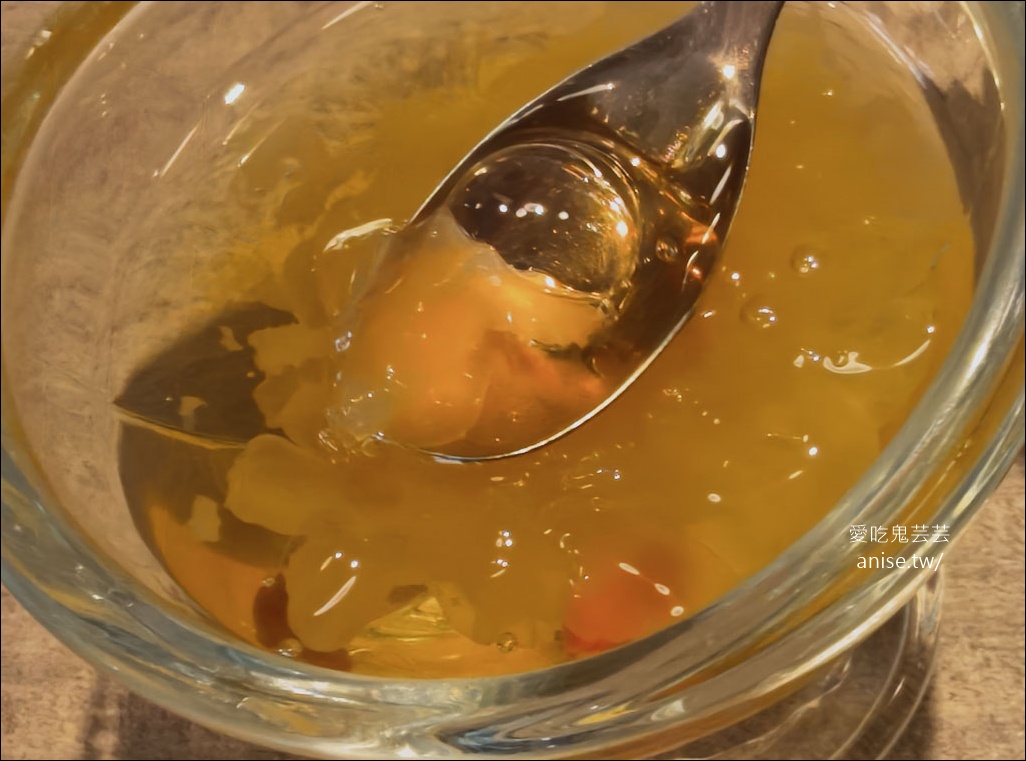 深紅海鮮鍋物,兩個人也可以屠龍!壽星當月加贈超好吃炸雞一隻 深紅海鮮鍋物,兩個人也可以屠龍!壽星當月加贈超好吃炸雞一隻