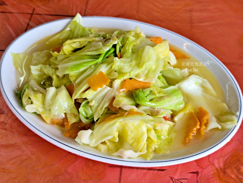 光明農場馬告磚窯雞，盛開的櫻花樹下吃烤雞，拉拉山美食(姊姊食記)