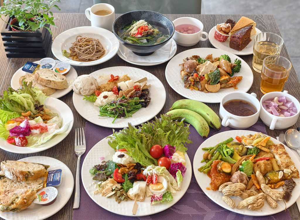 網站近期文章：花蓮自助餐 | 二三食集@秧悦美地度假酒店，結合香草特色養生餐點