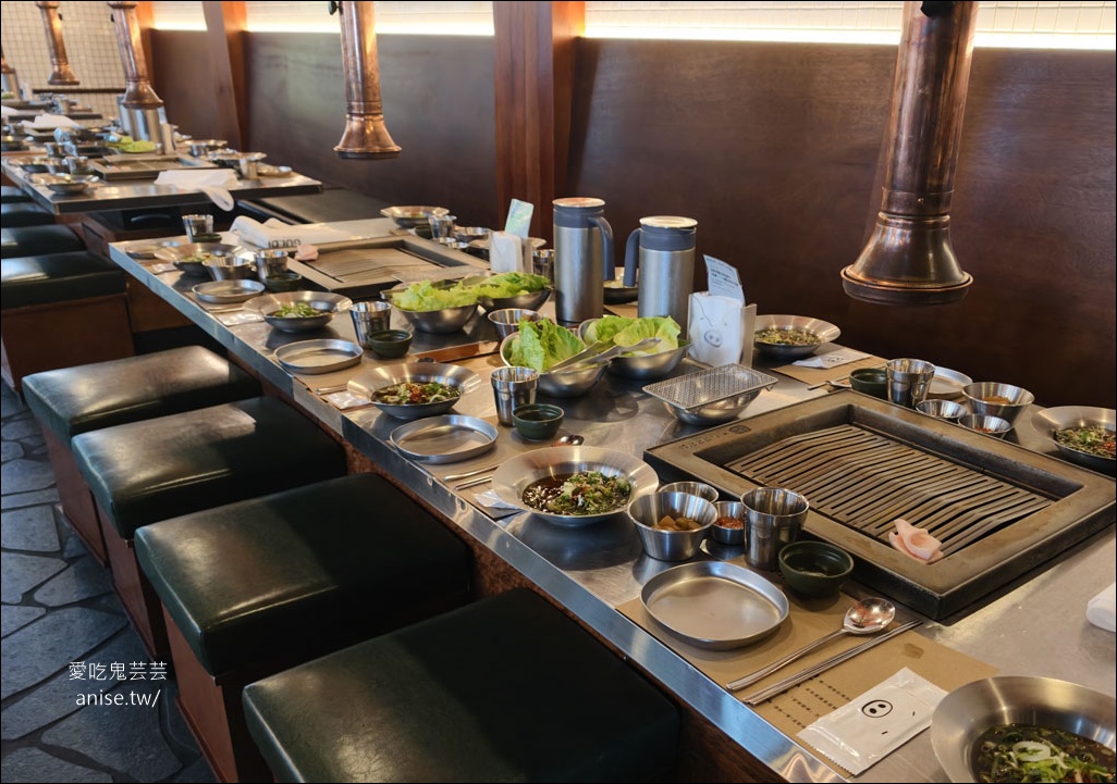 金豬食堂，韓國+台灣最難訂燒肉之一，豬皮必點！