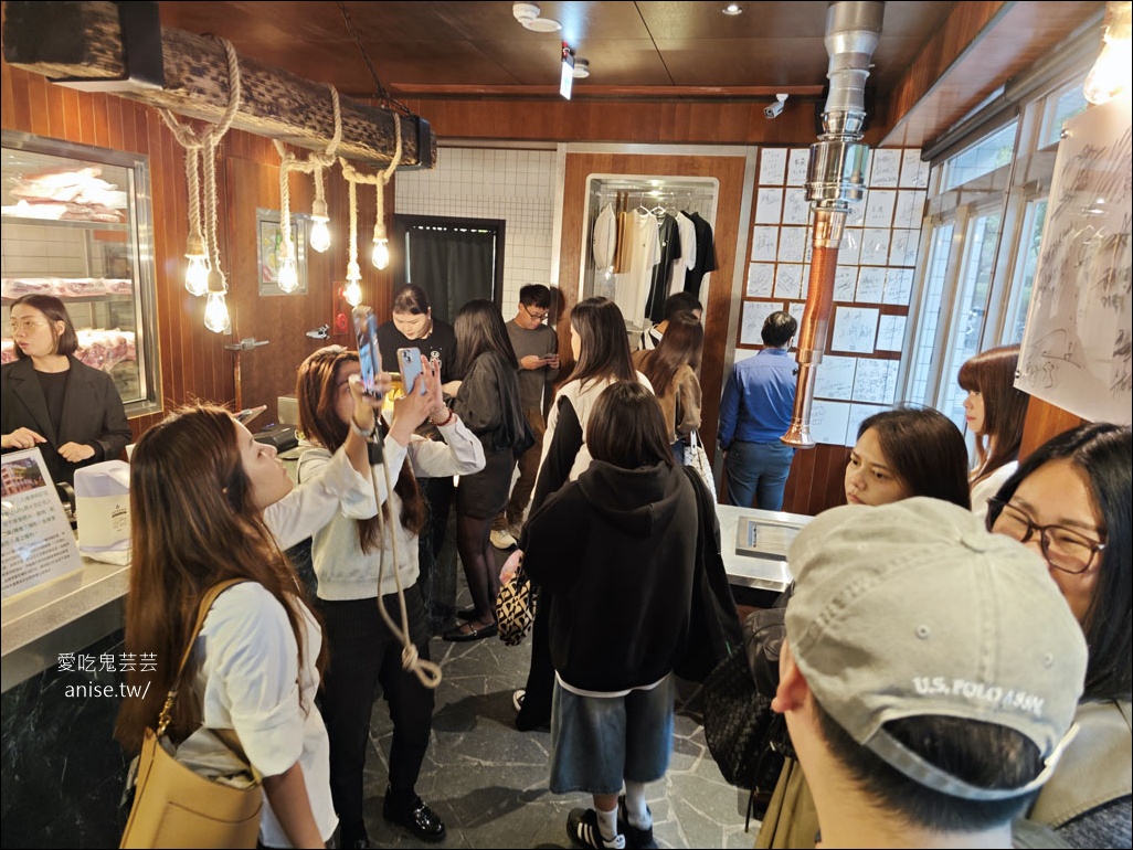 金豬食堂，韓國+台灣最難訂燒肉之一，豬皮必點！