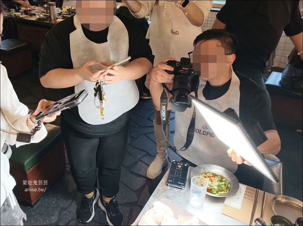 金豬食堂，韓國+台灣最難訂燒肉之一，豬皮必點！