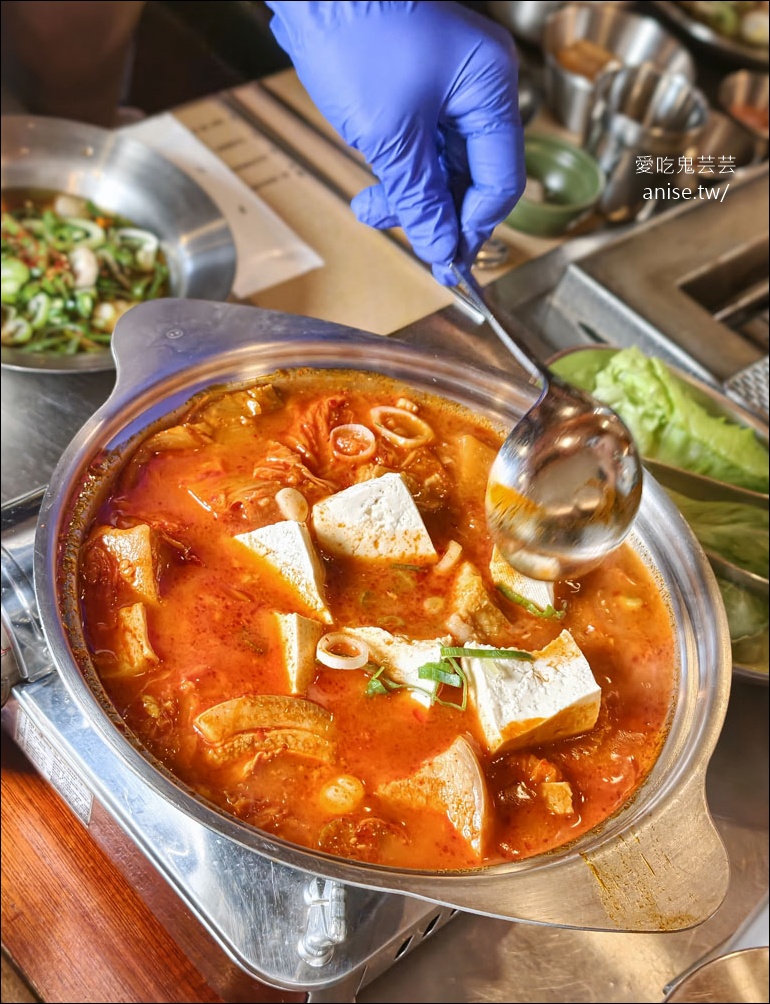 金豬食堂，韓國+台灣最難訂燒肉之一，豬皮必點！