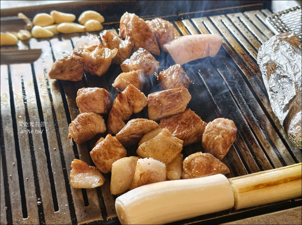 金豬食堂，韓國+台灣最難訂燒肉之一，豬皮必點！
