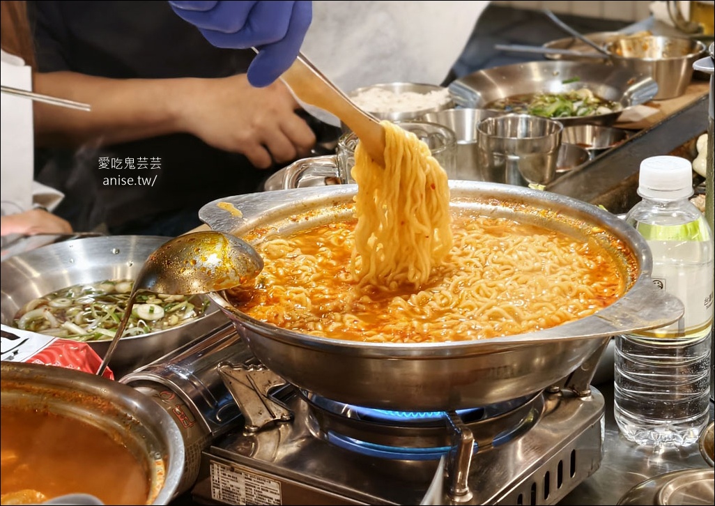 金豬食堂，韓國+台灣最難訂燒肉之一，豬皮必點！