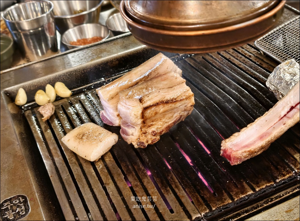 金豬食堂，韓國+台灣最難訂燒肉之一，豬皮必點！