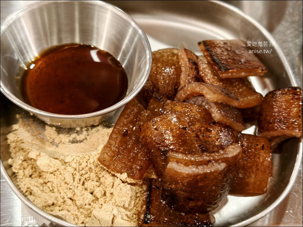 金豬食堂，韓國+台灣最難訂燒肉之一，豬皮必點！