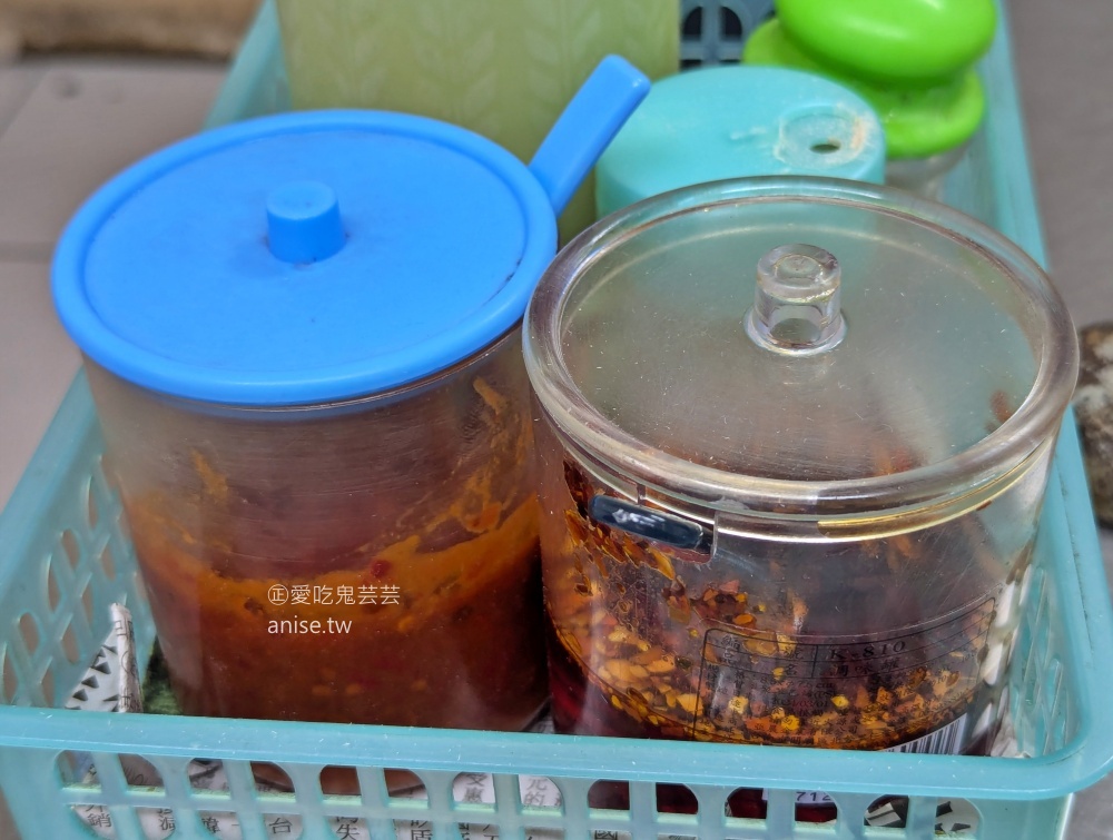 筒仔米糕滷肉飯，週休四日想吃得靠緣分的泰山在地隱藏美食(姊姊食記)