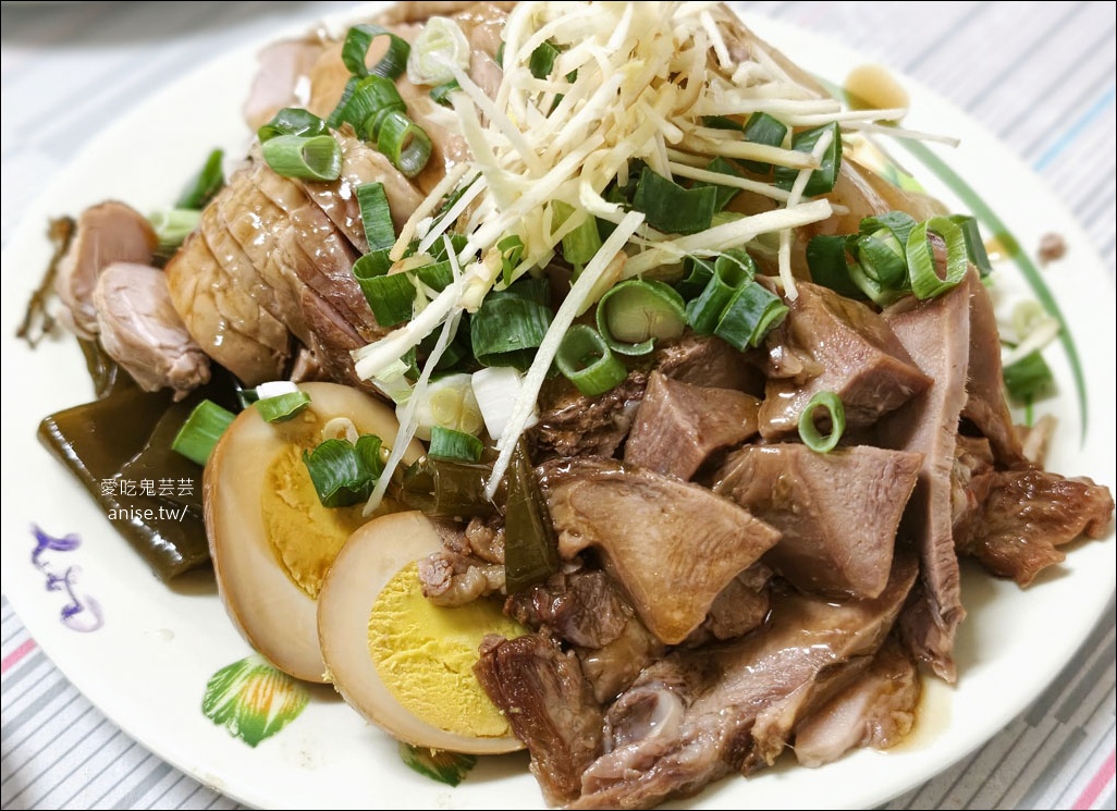 阿良飯麵館，便宜大碗，價格根本穿越了！