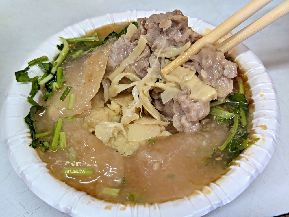 湖光市場成功肉圓，飽滿餡料很滿足，捷運內湖站美食小吃(姊姊食記)