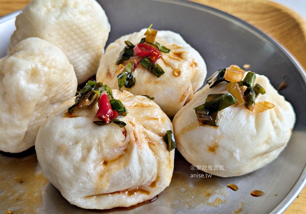 環山豆漿小籠包,比手臂還大的蛋餅包油條,內湖捷運西湖站美食(姊姊食記) 環山豆漿小籠包,比手臂還大的蛋餅包油條,內湖捷運西湖站美食(姊姊食記)