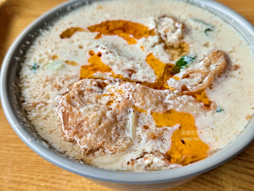 環山豆漿小籠包,比手臂還大的蛋餅包油條,內湖捷運西湖站美食(姊姊食記) 環山豆漿小籠包,比手臂還大的蛋餅包油條,內湖捷運西湖站美食(姊姊食記)