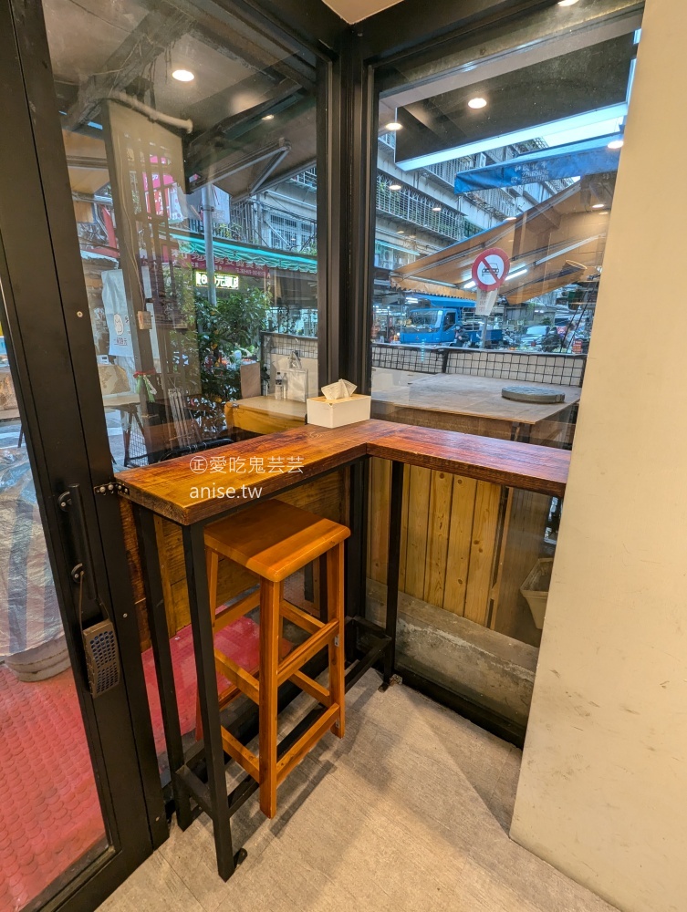日日山豆珈琲，隱身菜市場內的質感早午餐咖啡店，頂溪站美食(姊姊食記)