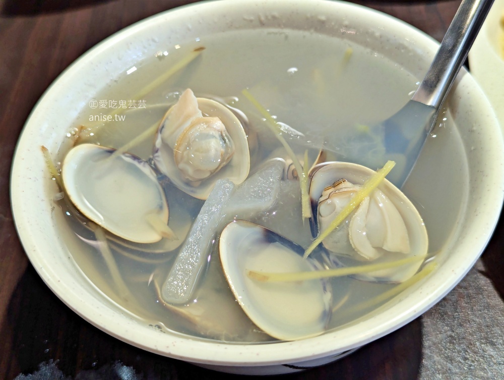 嘉義雞肉飯,小菜炸豆芽包推薦必點,新店建國路排隊便當美食(姊姊食記) 嘉義雞肉飯,小菜炸豆芽包推薦必點,新店建國路排隊便當美食(姊姊食記)