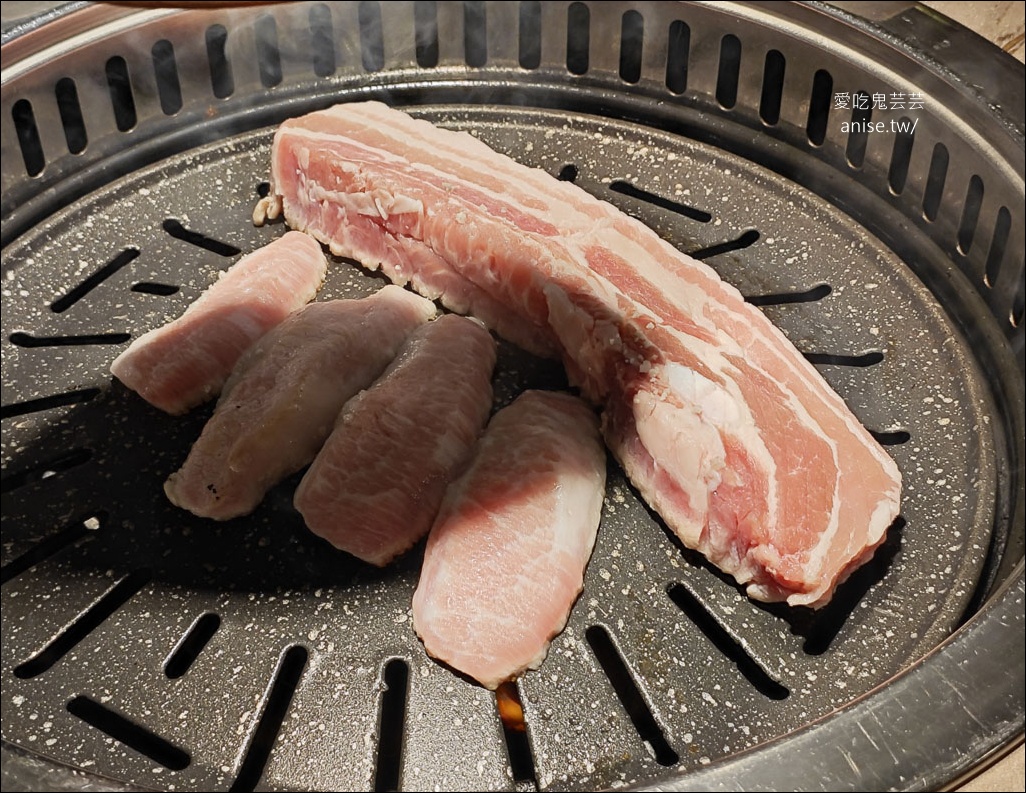 烏龜小區 거북이동네，釜山在地人吃的烤肉店，便宜又好吃啊！