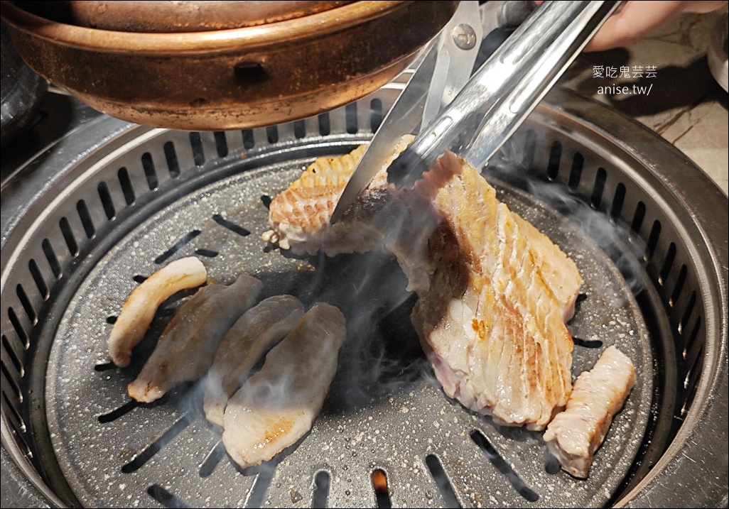 烏龜小區 거북이동네,釜山在地人吃的烤肉店,便宜又好吃啊! 烏龜小區 거북이동네,釜山在地人吃的烤肉店,便宜又好吃啊!