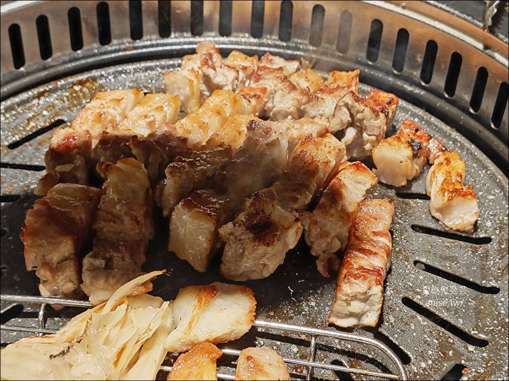 烏龜小區 거북이동네,釜山在地人吃的烤肉店,便宜又好吃啊! 烏龜小區 거북이동네,釜山在地人吃的烤肉店,便宜又好吃啊!