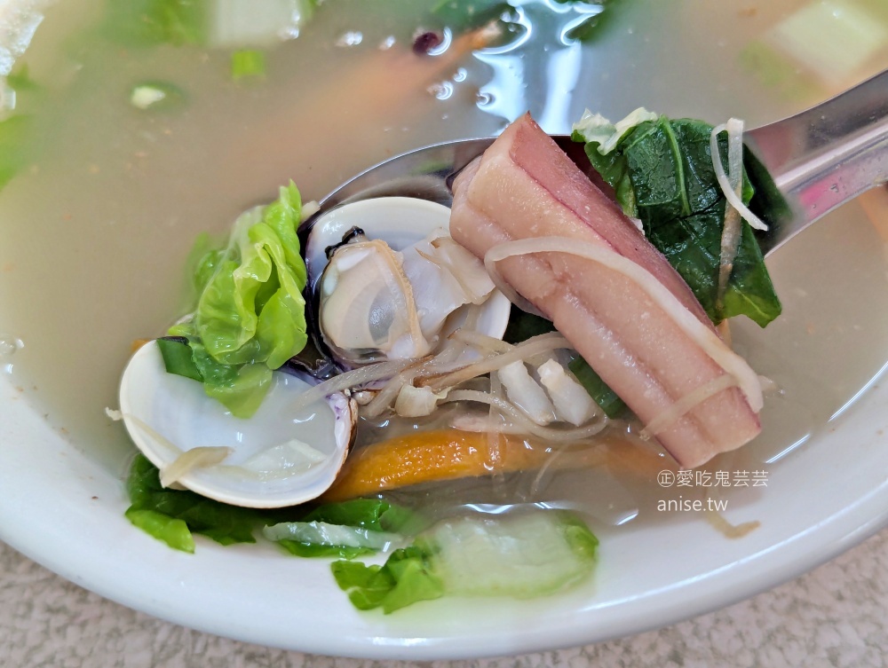 九鼎餃子館之沒有賣水餃，炒飯、滷味物美價廉，新店美食(姊姊食記)