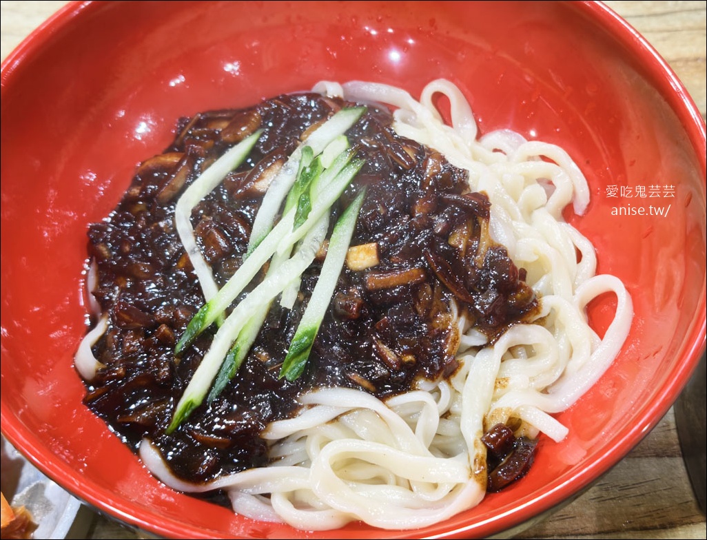 釜山西面站美食 | 英子麵店(手工刀切麵)，滿滿都是韓國爺爺奶奶的在地手工麵店