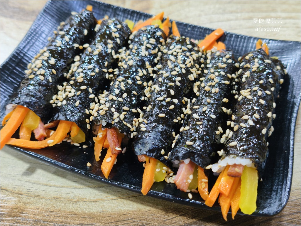 釜山西面站美食 | 英子麵店(手工刀切麵)，滿滿都是韓國爺爺奶奶的在地手工麵店