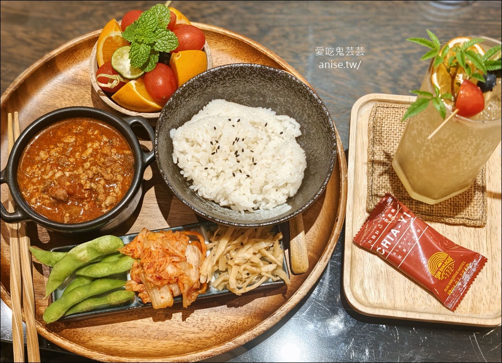 台北車站 | 拾柒Café(天成飯店17樓)，不限時、舒適好聊天