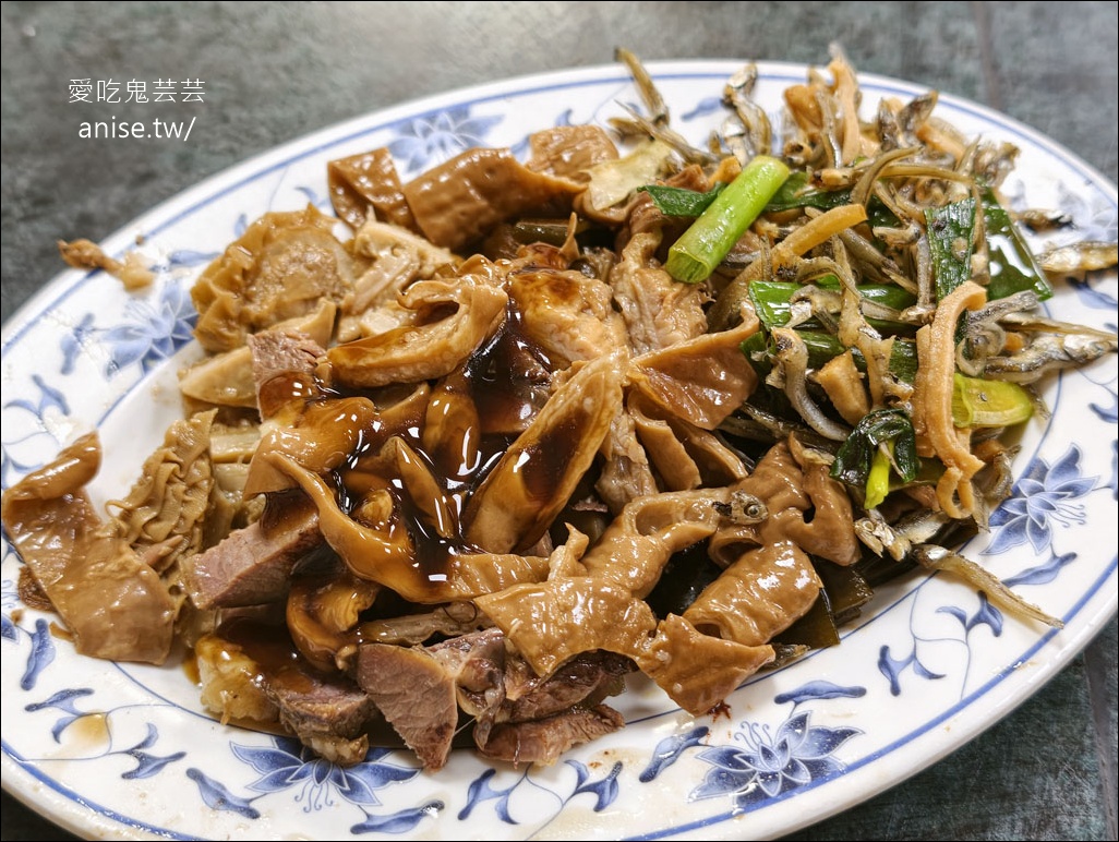 網站近期文章：春興水餃店，只要開門就是客滿，晚來吃不到！這是被滷味耽誤的水餃店吧(毆)