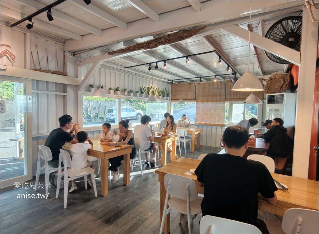 吃飯看海，擁有美麗海景的新鮮可口海鮮餐廳 @愛吃鬼芸芸
