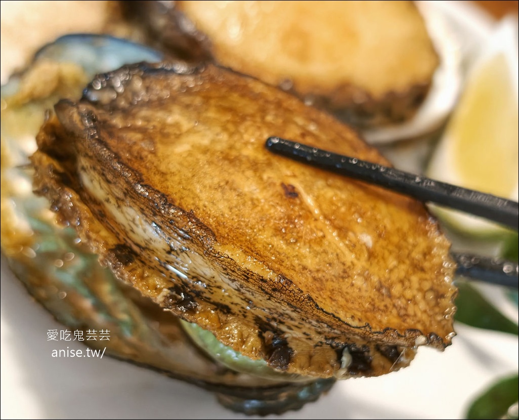 吃飯看海，擁有美麗海景的新鮮可口海鮮餐廳 @愛吃鬼芸芸