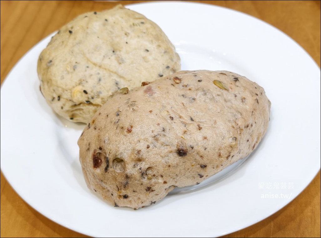 宋太太醜饅頭，彈牙QQ口感讚，大顆好吃又便宜 @愛吃鬼芸芸