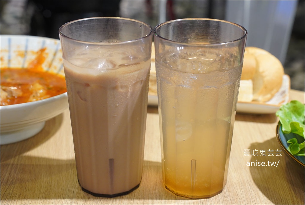 越好吃越南料理，清爽不油膩又可口，夏天就是要吃這一味！信義區A11、東區SOGO都有哦😋 @愛吃鬼芸芸