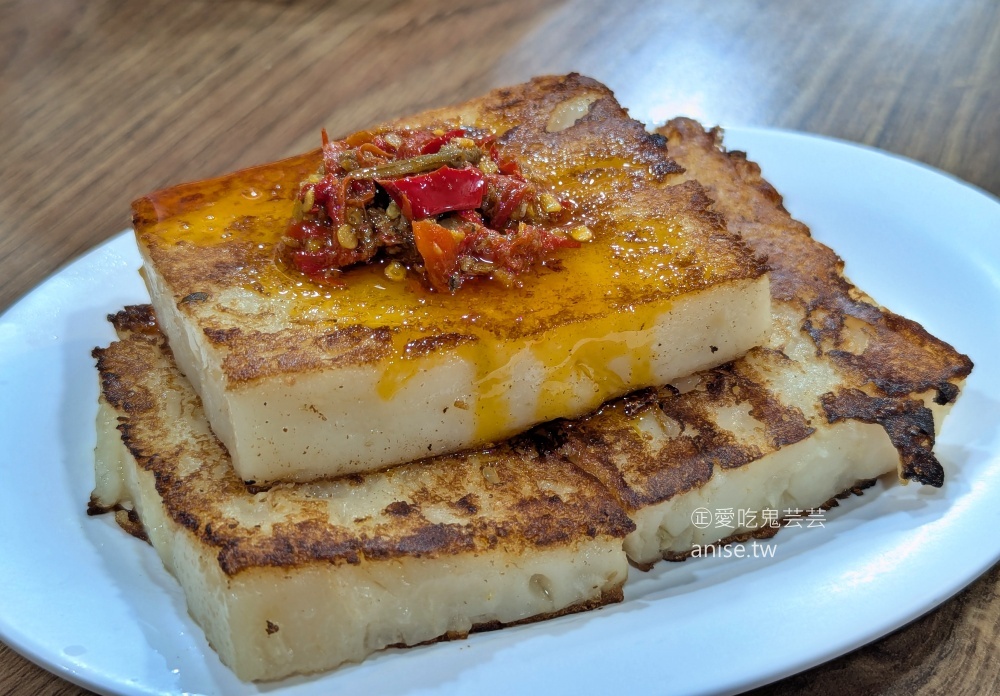 十二橋麵食館，菜色豐富會讓人選擇困難的基隆在地美食(姊姊食記) @愛吃鬼芸芸