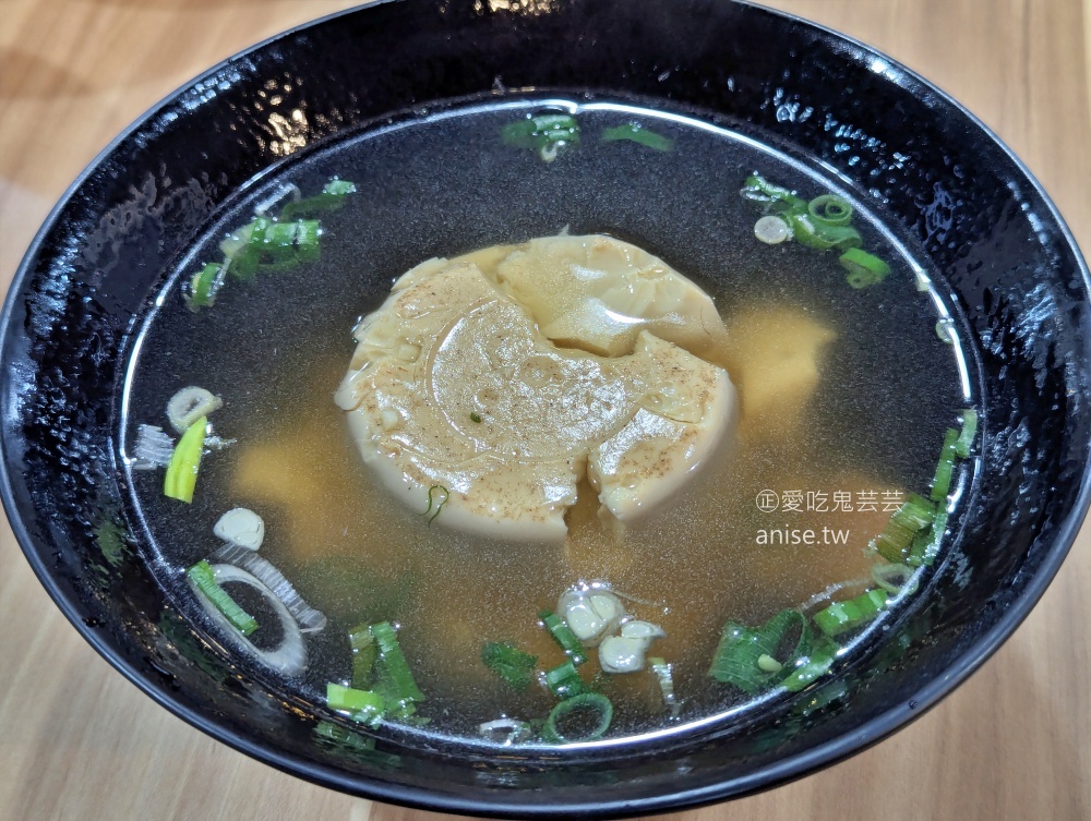 十二橋麵食館，菜色豐富會讓人選擇困難的基隆在地美食(姊姊食記) @愛吃鬼芸芸