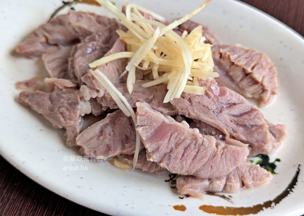 景美無名米粉湯，美味嘴邊肉再來一份，萬芳醫院站美食(姊姊食記) @愛吃鬼芸芸